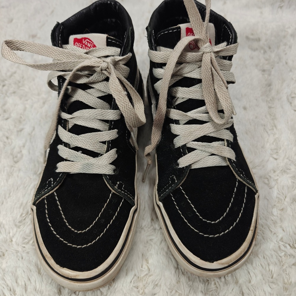 Vans Sk8-Hi High Top Sneakers Kids 1.5 Black White Classic Skater Grunge Shoes - Picture 3 of 12